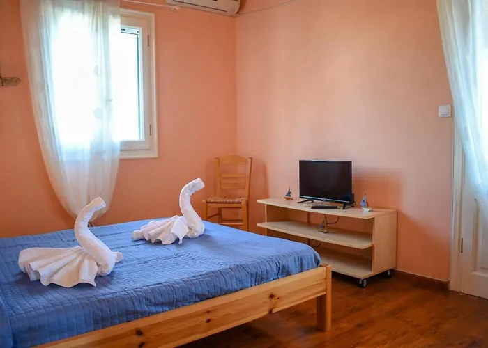 Venetian Seaside Panorama - Asini Sunset Retreat *